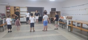 Luni, copiii participanți la tabăra „Aripi de Înger” Luni, copiii participanți la tabăra „Aripi de Înger”